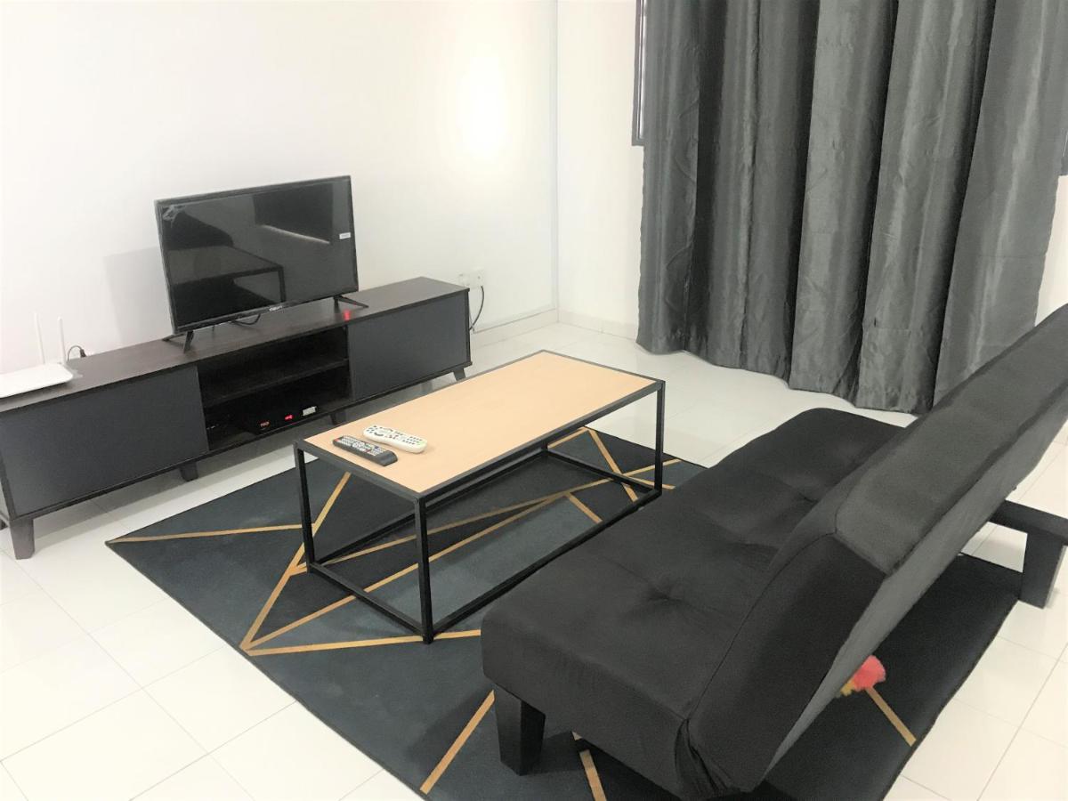Oyo 90493 Jl Homestay Segamat Buitenkant foto